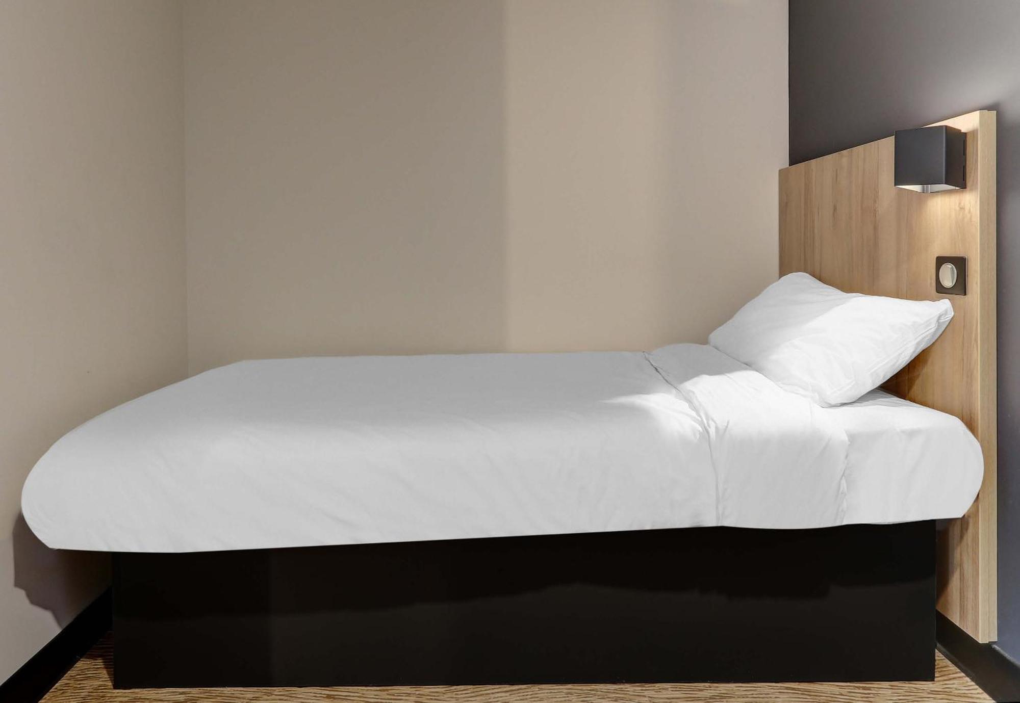B&B Hotel 에페르네이 외부 사진