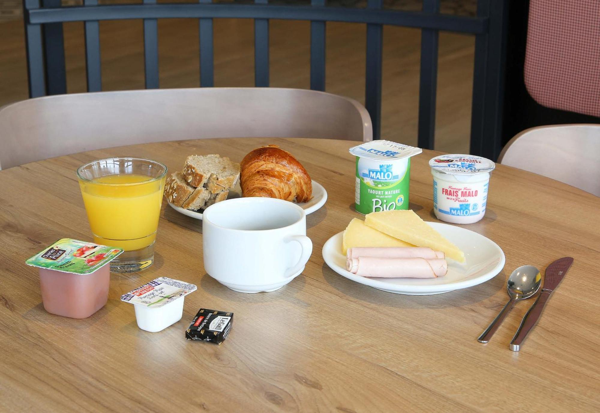 B&B Hotel 에페르네이 외부 사진